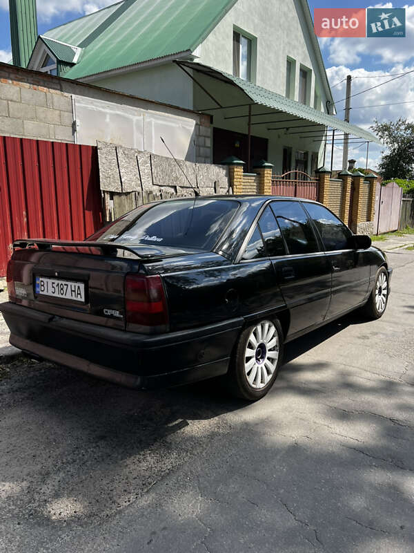 Седан Opel Omega 1991 в Полтаве