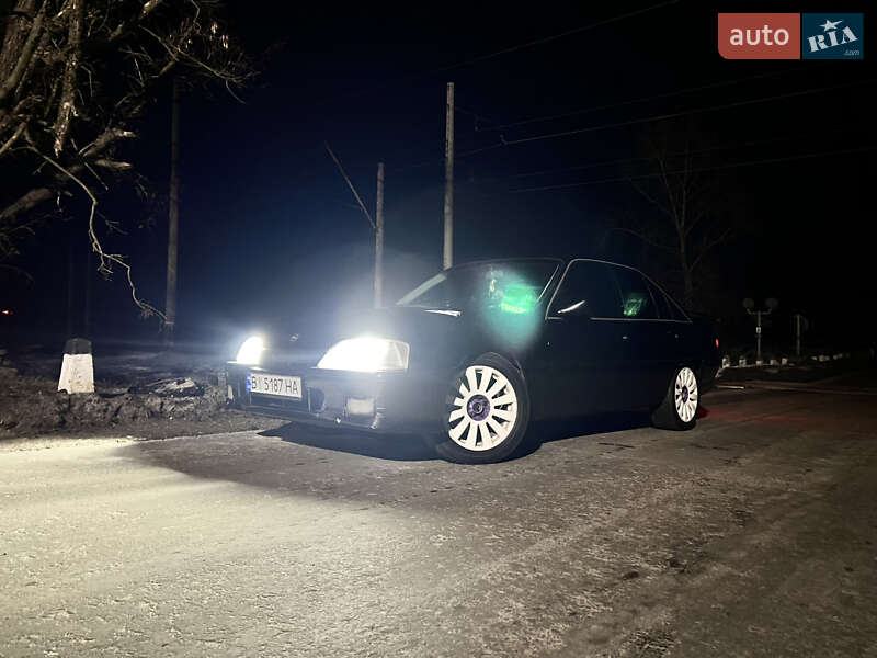 Седан Opel Omega 1991 в Полтаве