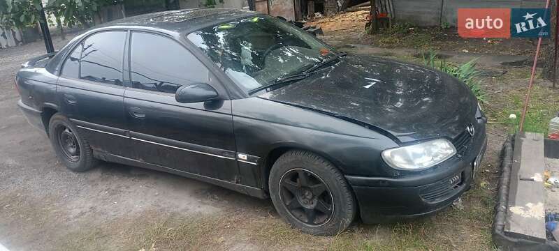 Opel Omega 1996