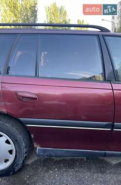 Универсал Opel Omega 1995 в 