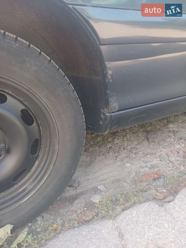 Седан Opel Omega 2001 в Житомире