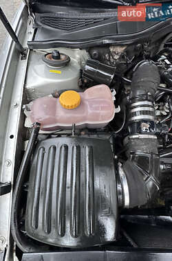 Седан Opel Omega 2000 в 