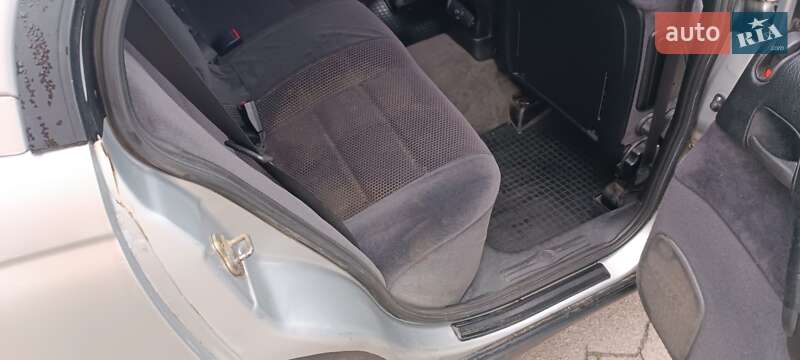 Седан Opel Omega 1999 в Сарнах