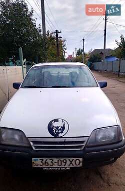 Седан Opel Omega 1989 в Братском Седан Opel Omega 1989 в Братском