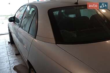 Седан Opel Omega 1999 в  фото 12 Седан Opel Omega 1999 в