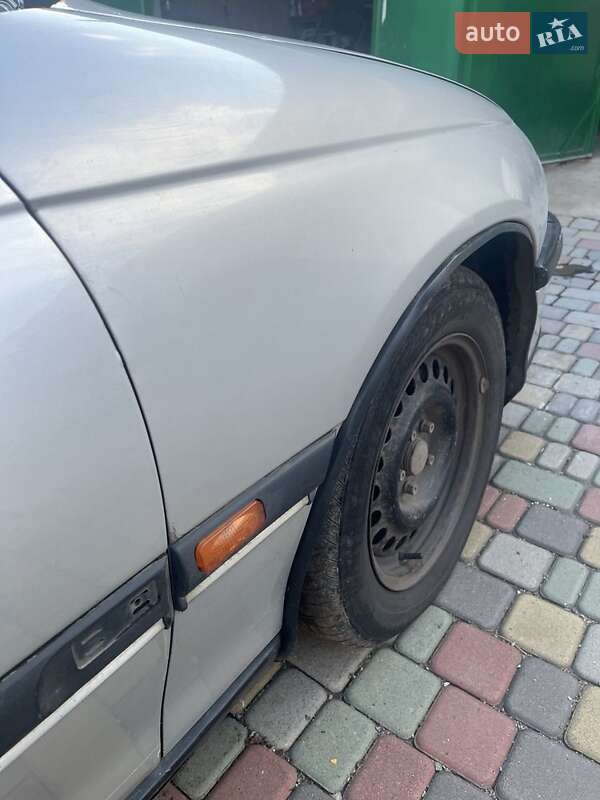 Седан Opel Omega 1998 в Новоукраинке
