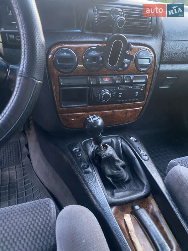 Седан Opel Omega 1999 в Звягеле фото 6 Седан Opel Omega 1999 в Звягеле