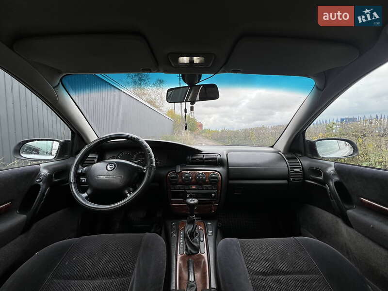 Седан Opel Omega 1999 в Нововолинську фото 13 Седан Opel Omega 1999 в Нововолинську