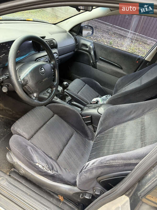 Універсал Opel Omega 1999 в Білій Церкві