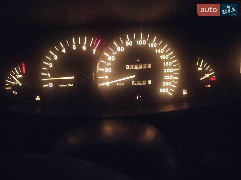 Седан Opel Omega 1996 в Одессе