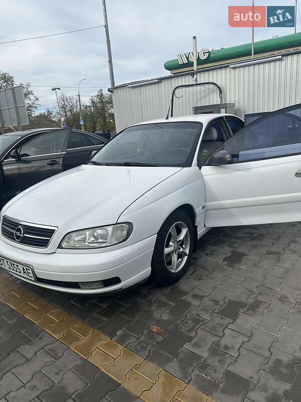 Седан Opel Omega 2001 в Николаеве