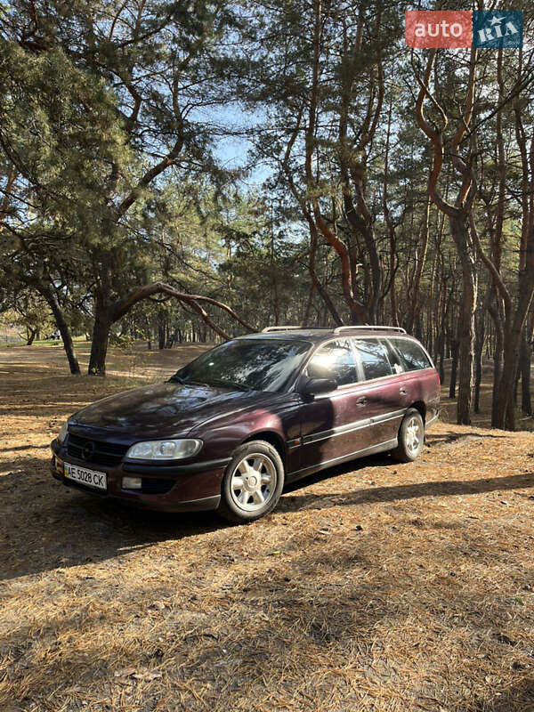 Opel Omega 1995 Opel Omega 1995