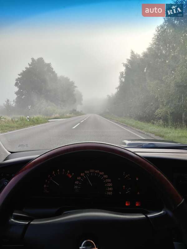 Седан Opel Omega 1991 в Львове