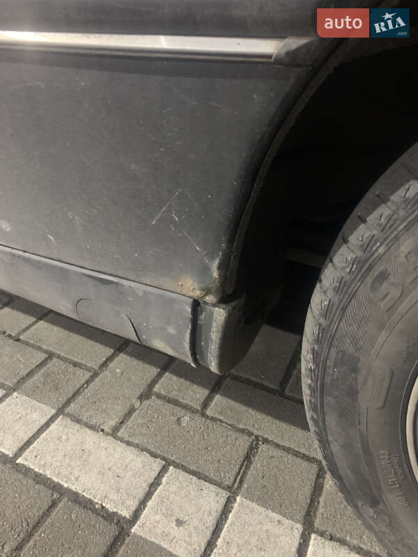 Седан Opel Omega 1996 в Львове