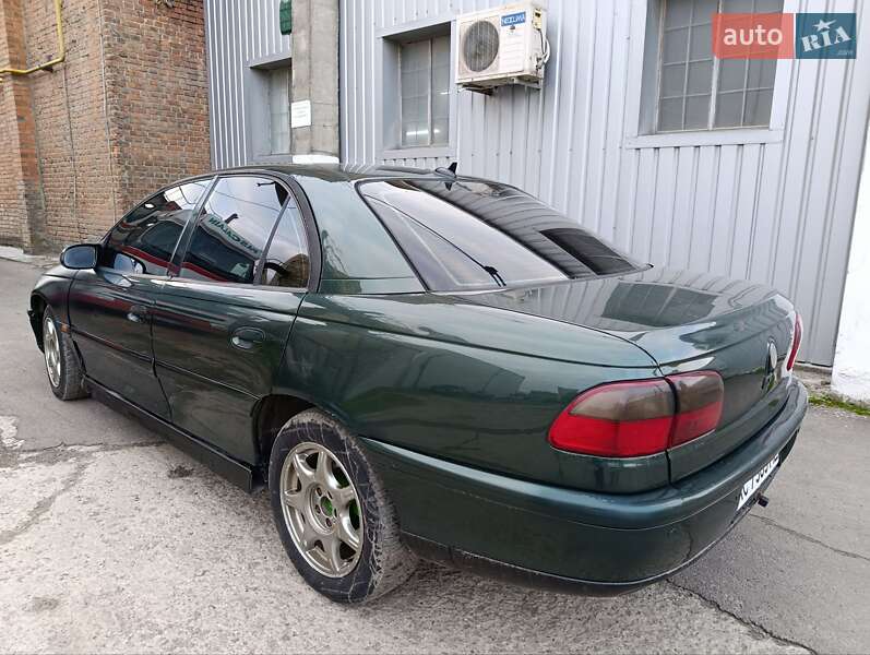 Седан Opel Omega 1994 в Луцке фото 5 Седан Opel Omega 1994 в Луцке