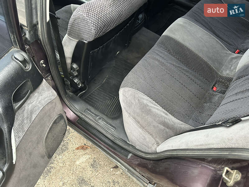 Седан Opel Omega 1994 в Запорожье