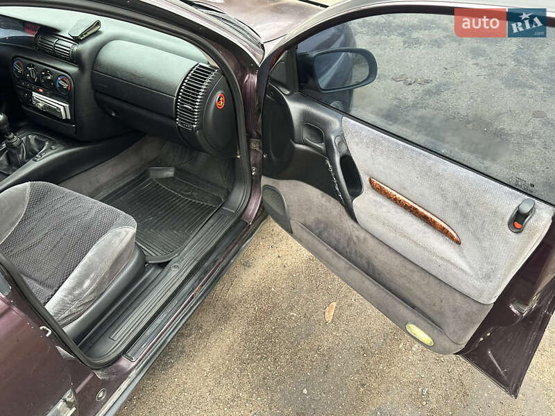 Седан Opel Omega 1994 в Запорожье