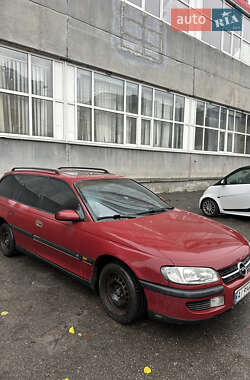 Универсал Opel Omega 1994 в Киеве