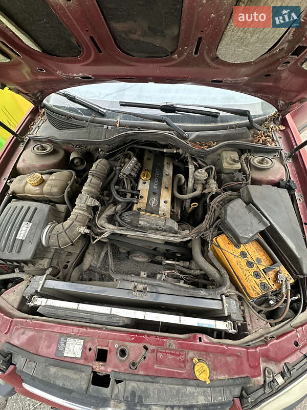 Універсал Opel Omega 1994 в Києві