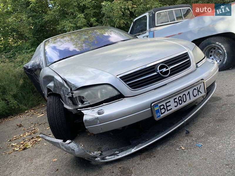 Седан Opel Omega 2000 в Києві