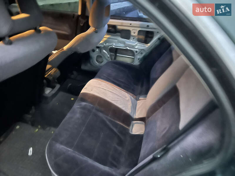 Седан Opel Omega 1995 в Киеве фото 2 Седан Opel Omega 1995 в Киеве