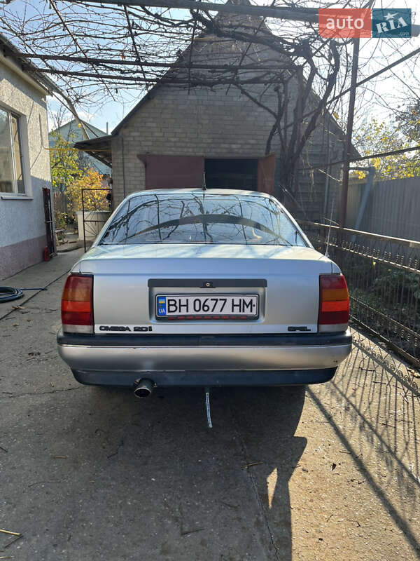 Седан Opel Omega 1987 в Ізмаїлі