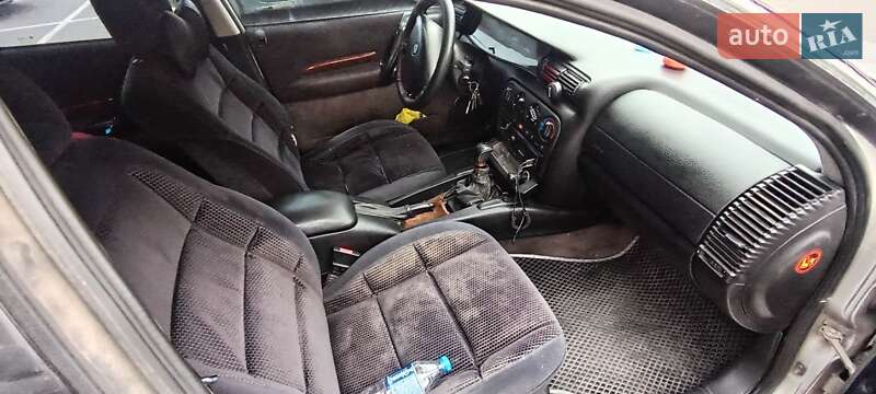 Седан Opel Omega 1995 в Дніпрі