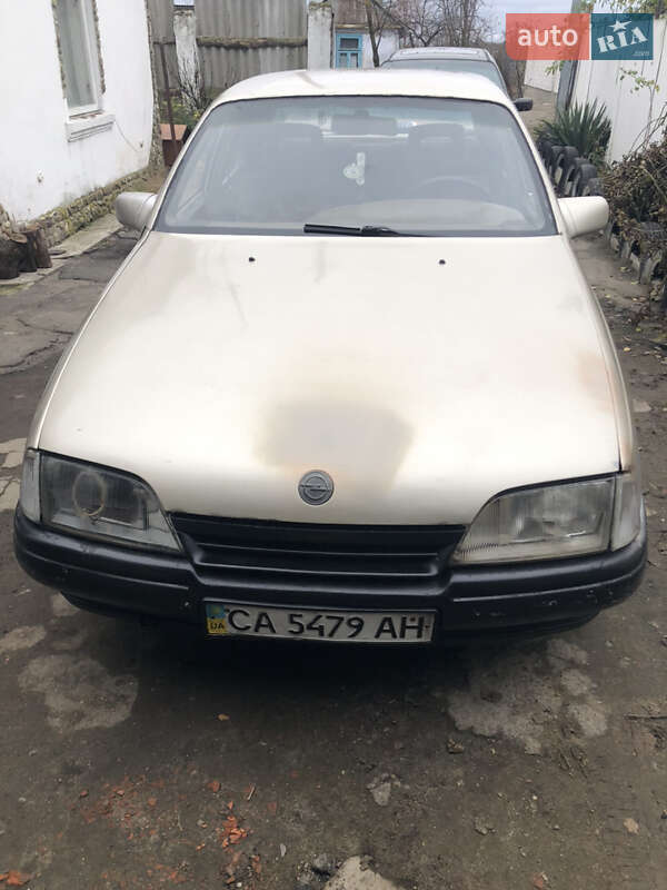 Седан Opel Omega 1987 в Володимирі фото 15 Седан Opel Omega 1987 в Володимирі