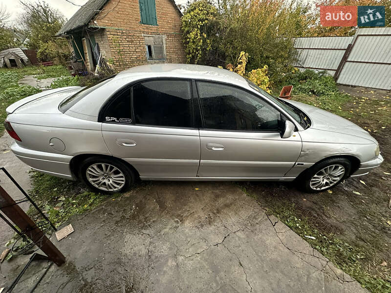 Седан Opel Omega 2002 в Яготине