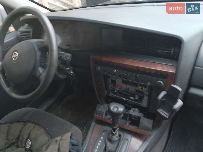 Седан Opel Omega 2000 в Вижнице фото 5 Седан Opel Omega 2000 в Вижнице