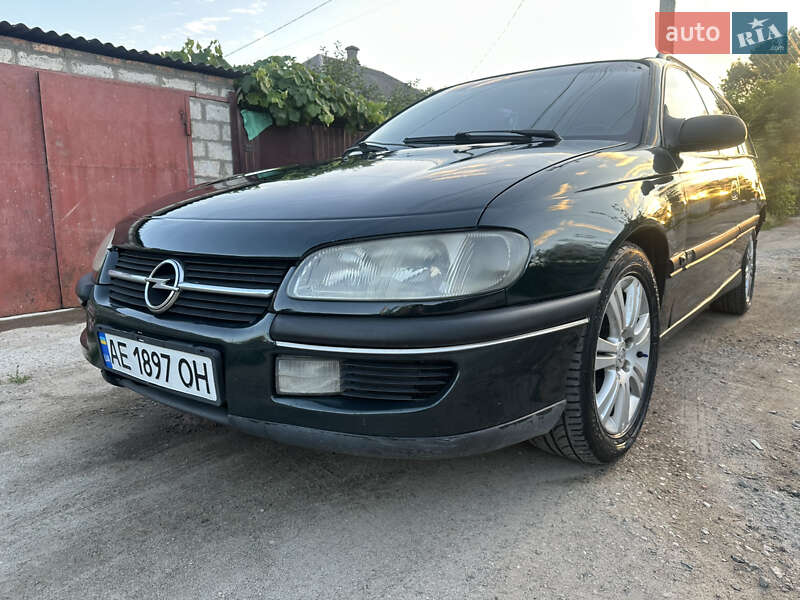 Универсал Opel Omega 1995 в Днепре