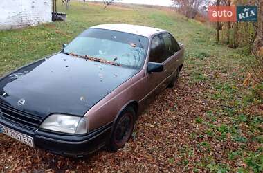 Седан Opel Omega 1986 в Нетешине