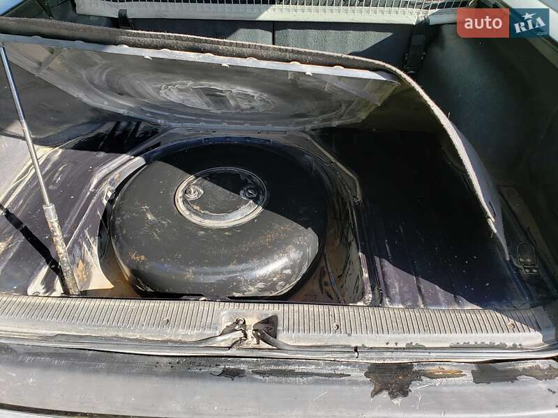 Універсал Opel Omega 1993 в Тернополі