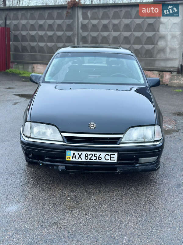 Седан Opel Omega 1992 в Києві фото Седан Opel Omega 1992 в Києві