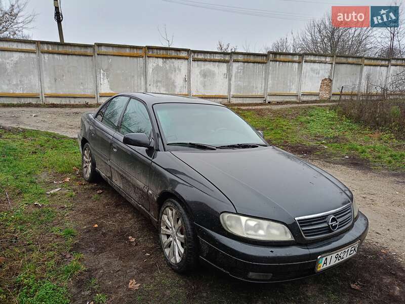 Седан Opel Omega 2000 в Виннице