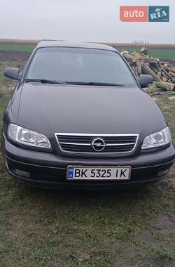 Седан Opel Omega 2000 в Дубно