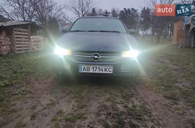 Седан Opel Omega 1999 в Виннице