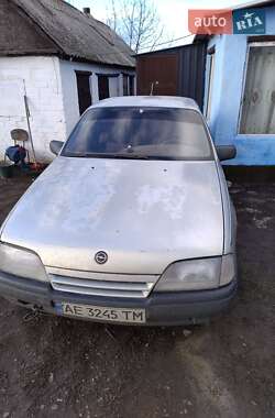 Седан Opel Omega 1987 в Тернівці