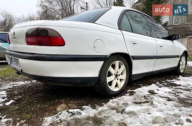 Седан Opel Omega 1995 в Кривом Роге
