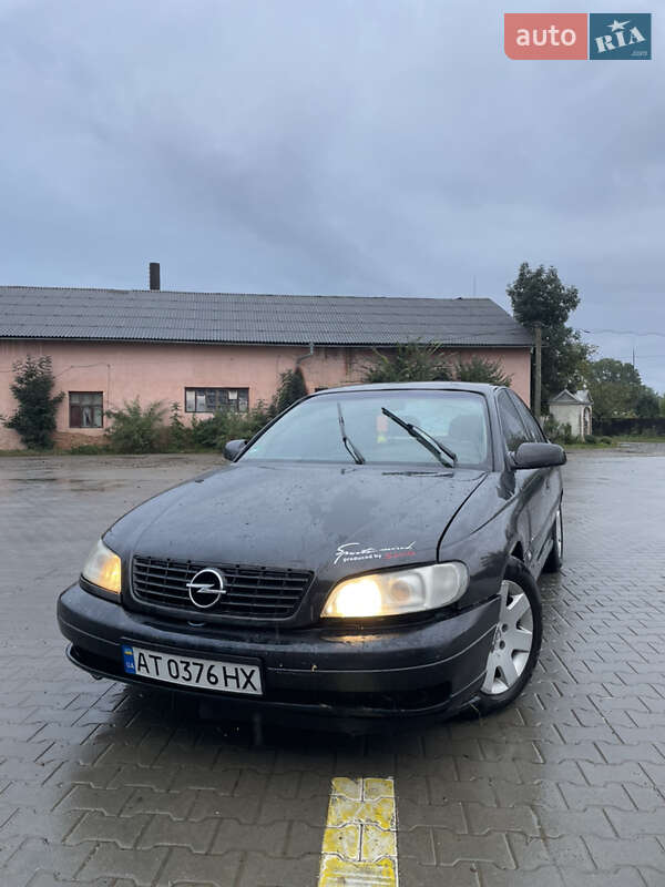Opel Omega 2000