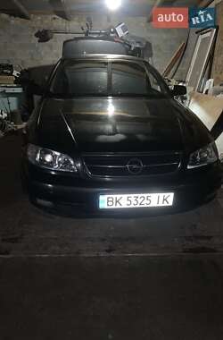 Седан Opel Omega 2000 в Ровно