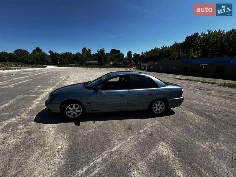 Opel Omega 2003