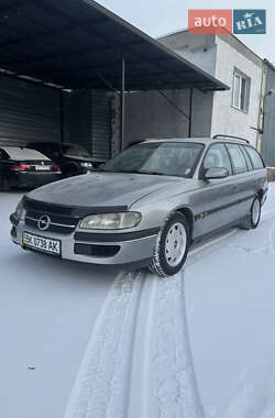 Универсал Opel Omega 1995 в Ровно