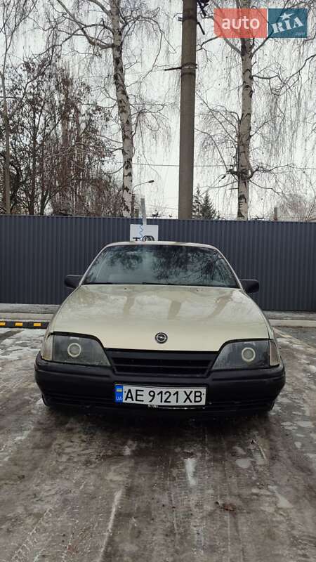 Седан Opel Omega 1989 в Кривому Розі фото 6 Седан Opel Omega 1989 в Кривому Розі