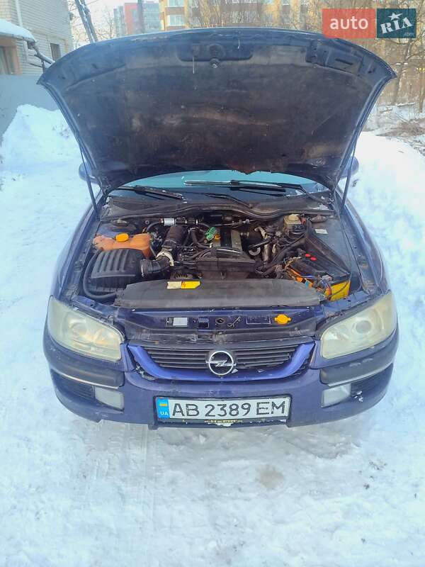 Седан Opel Omega 1995 в Житомирі