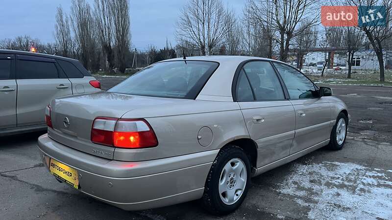 Седан Opel Omega 2001 в Николаеве