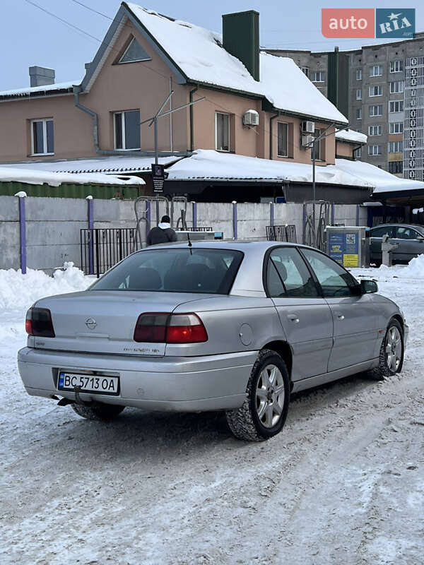 Седан Opel Omega 1999 в Ровно