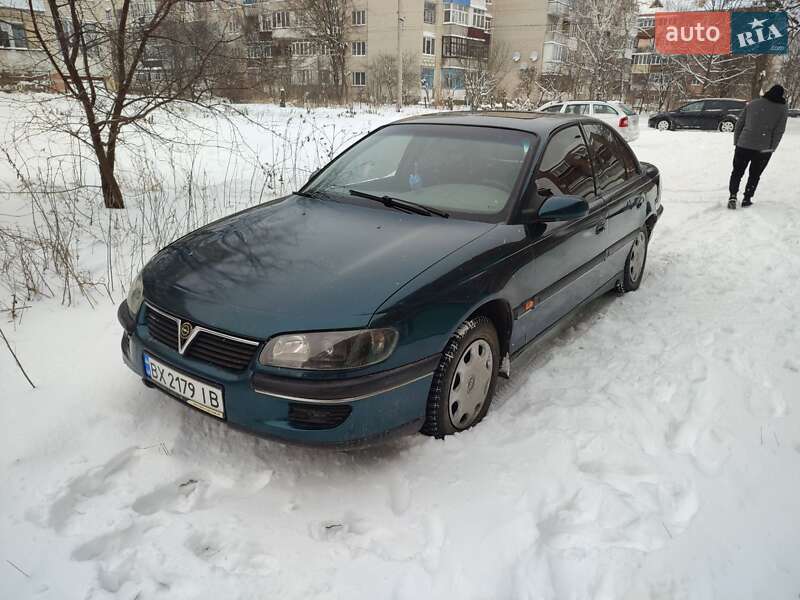 Седан Opel Omega 1995 в Изяславе