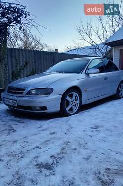 Седан Opel Omega 2000 в Белополье