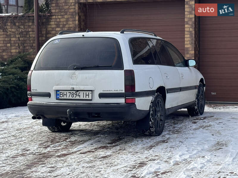 Универсал Opel Omega 1995 в Одессе